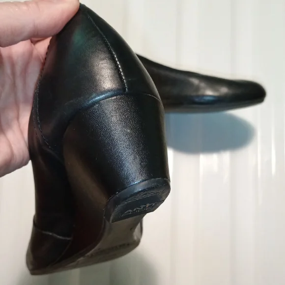 Aris Black Leather Loafers Minimalist Slip-On Flats - Picture 3 of 7